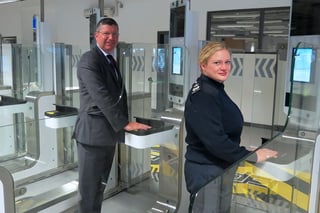 Existing-eGates-system-in-UK-airports_120