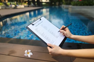 Sunny portrait on pool background And sunlight. concept of traveling to new countries