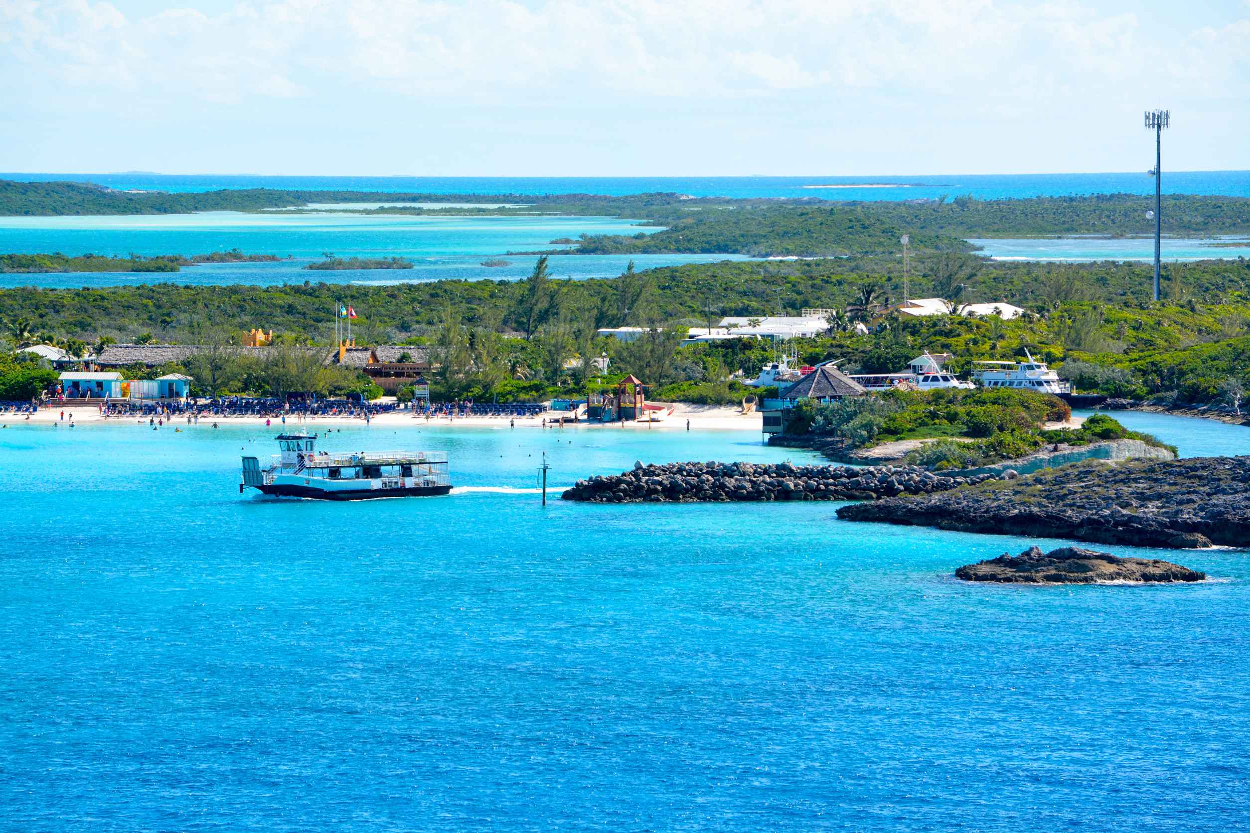 Budget Travel in the Bahamas