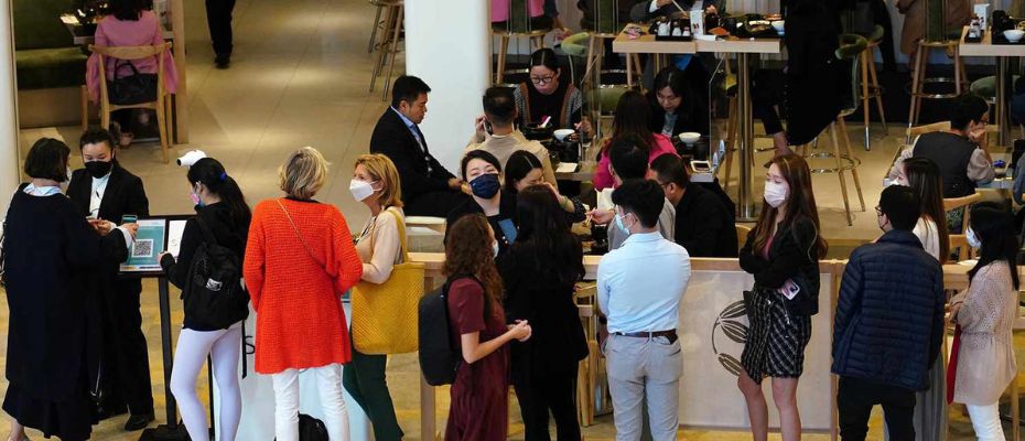 Hong Kong Lifts COVID-19 Travel Restrictions