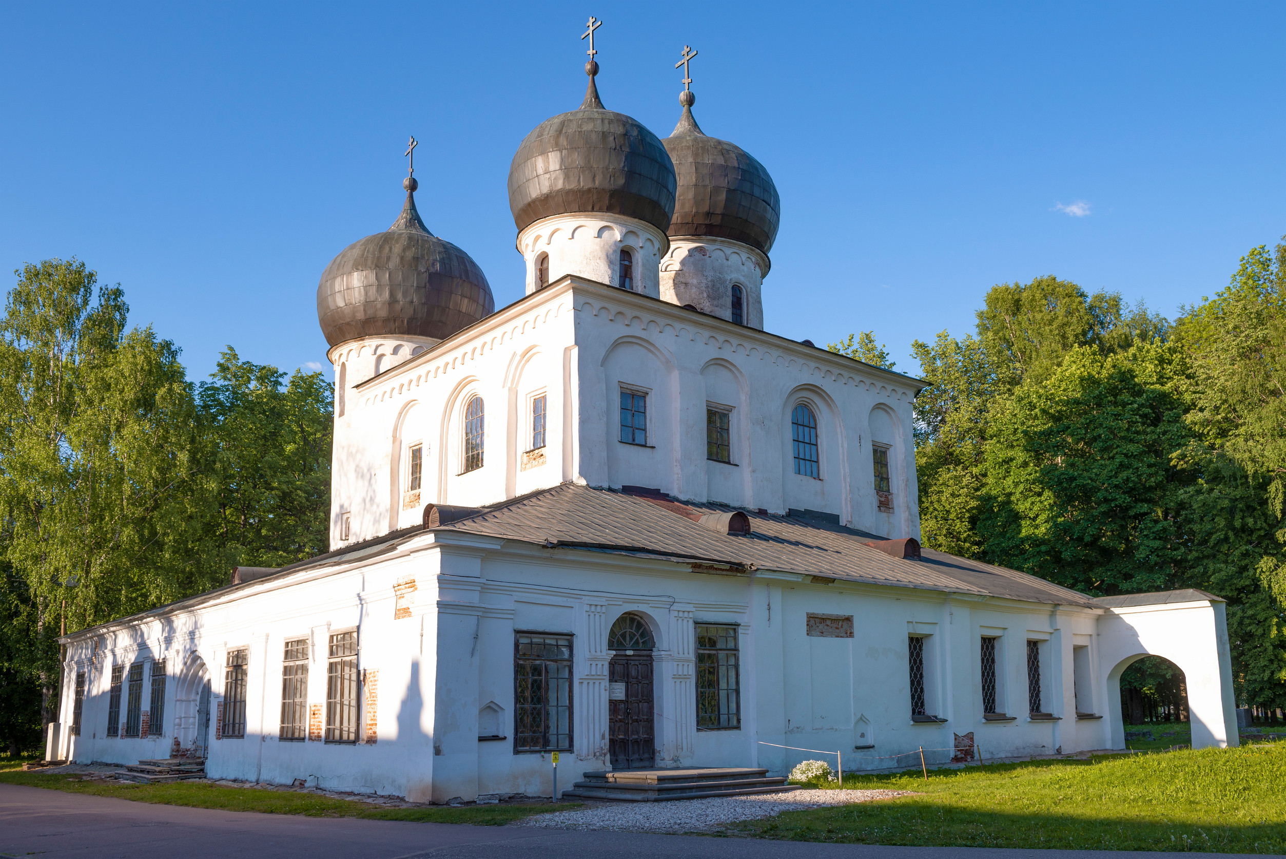 Embassy gallery image 1