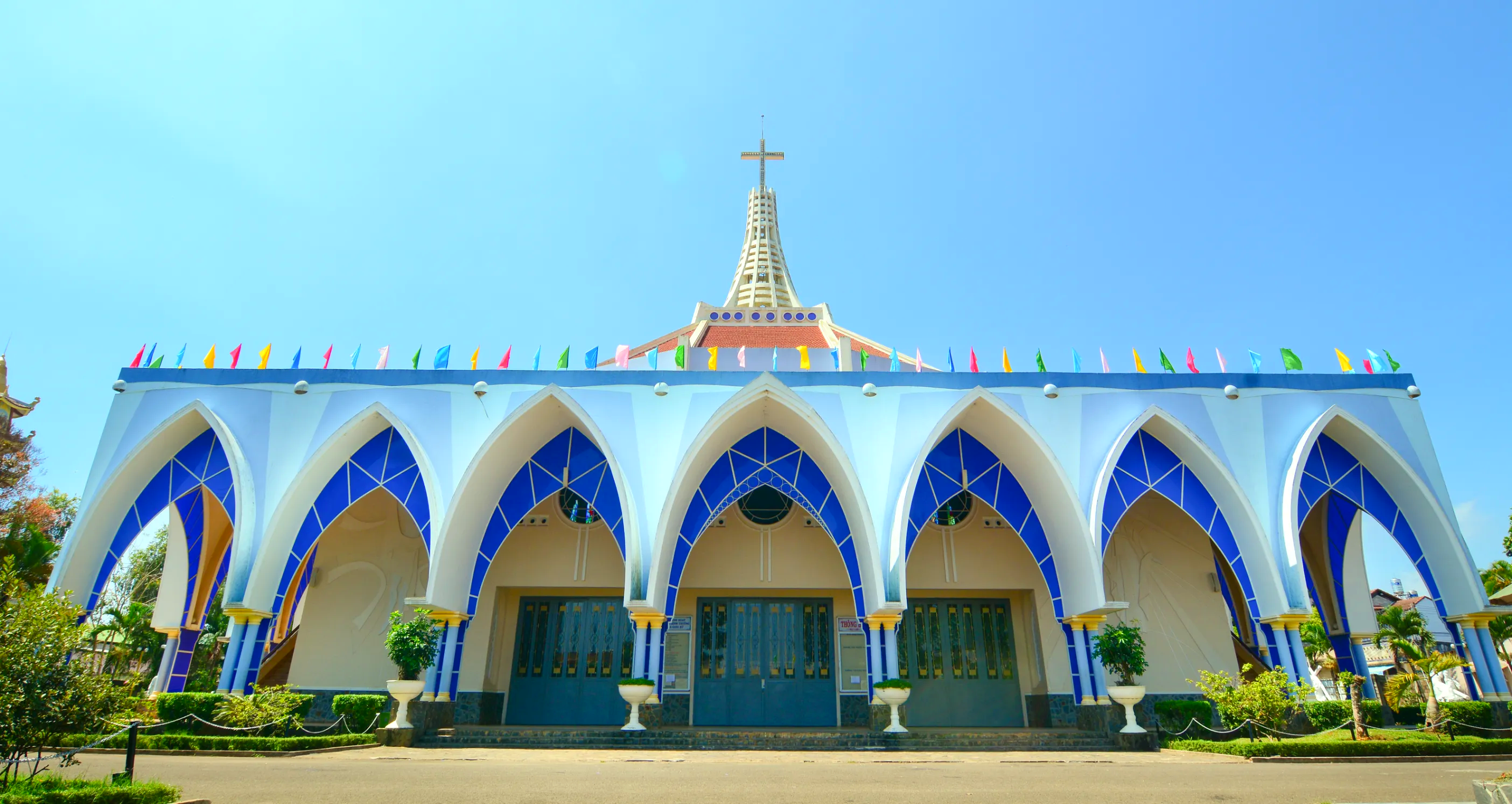 Embassy gallery image 1