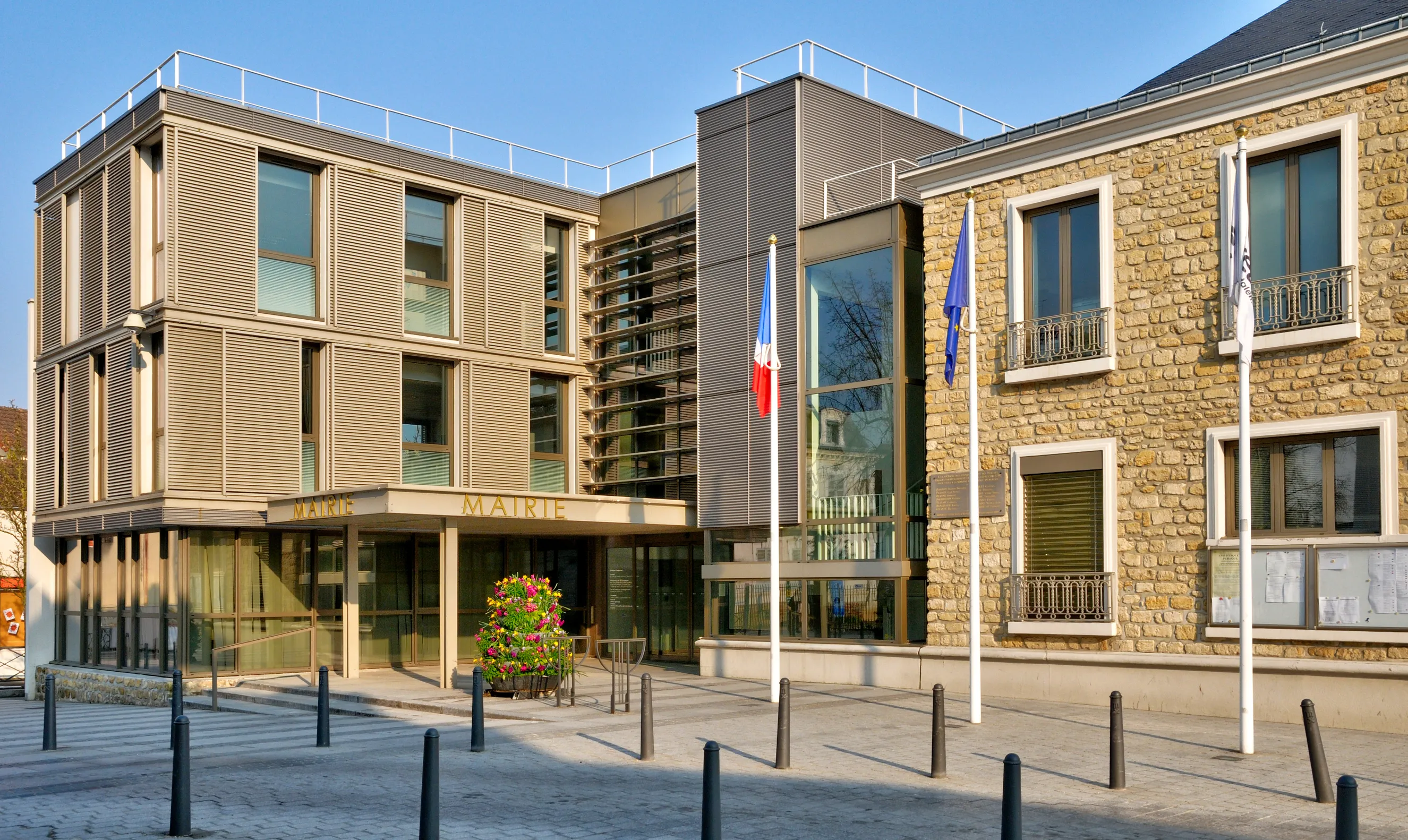 Embassy gallery image 1