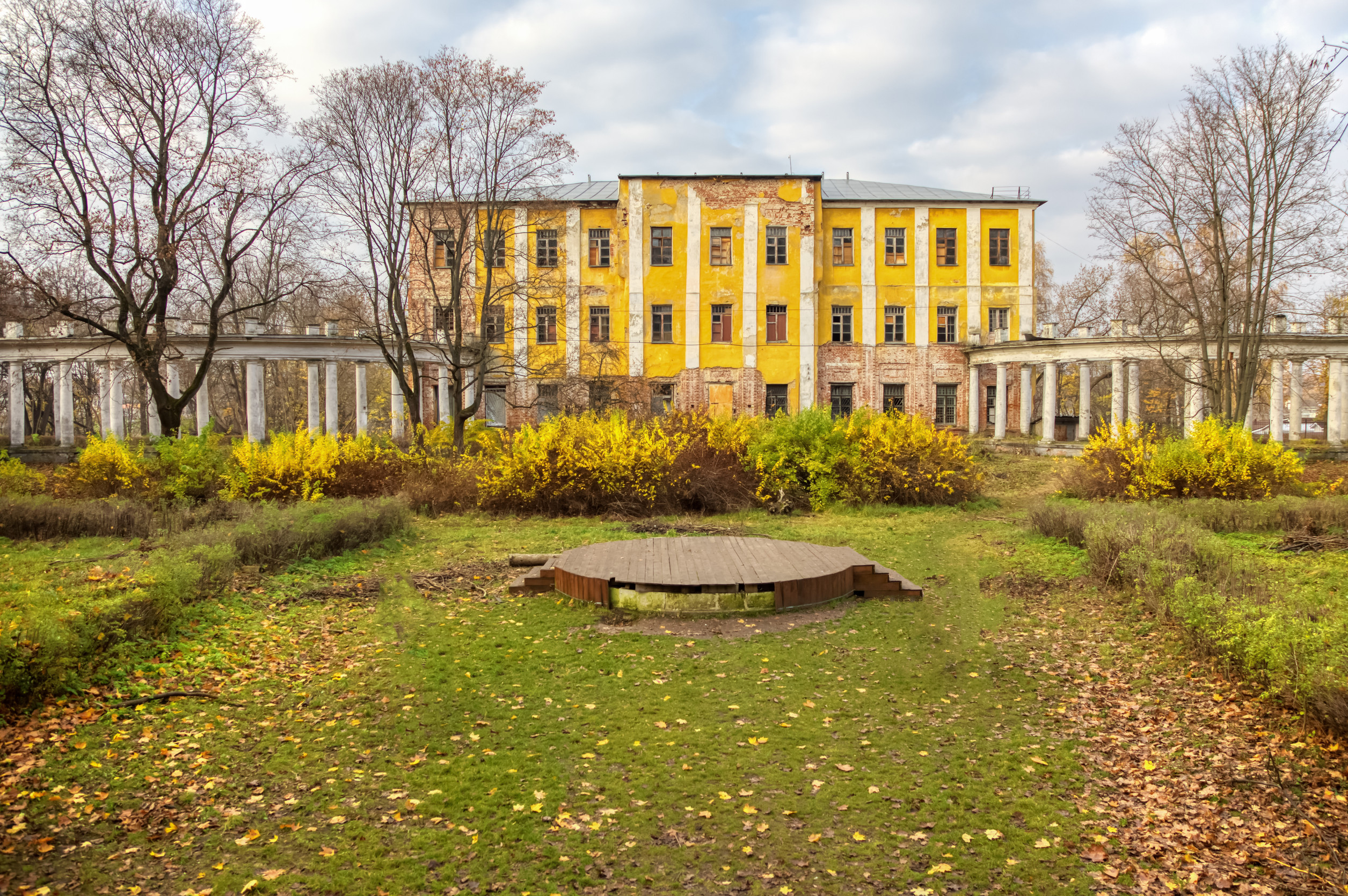 Embassy gallery image 2