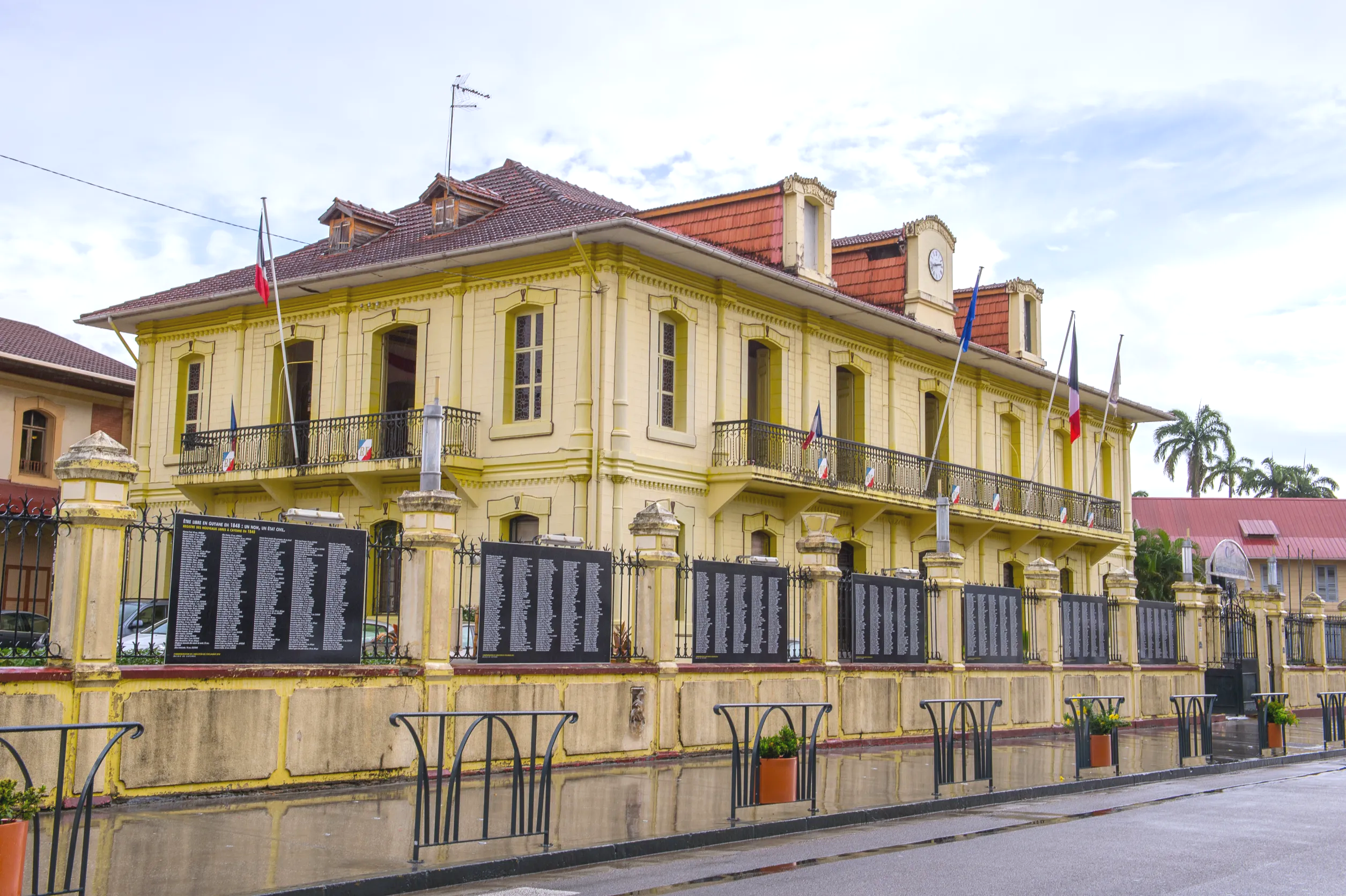 Embassy gallery image 2