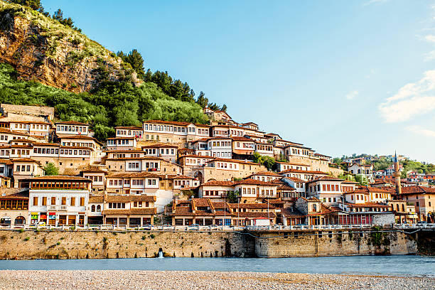 The Thousand-Window City
